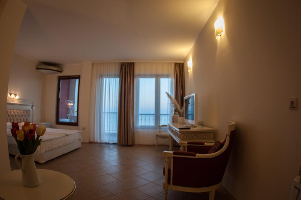 Rocamar Beach Resort 茨雷沃 客房 照片