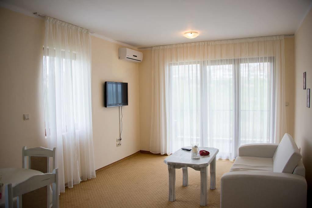 Rocamar Beach Resort 茨雷沃 外观 照片